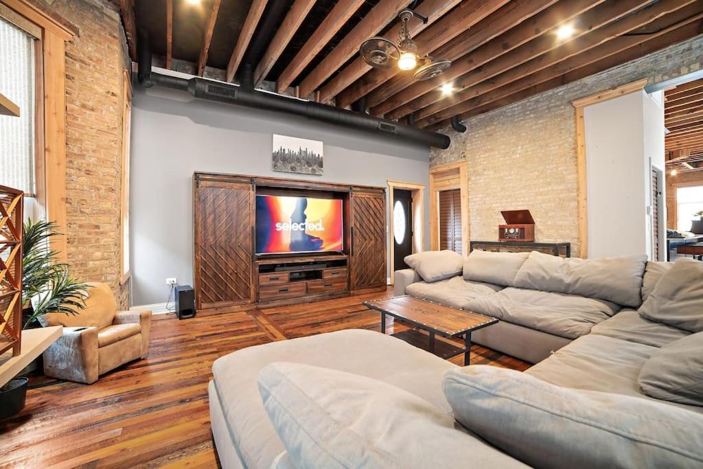Chicago Mid-Century Gem Steps From United Center Villa Ngoại thất bức ảnh
