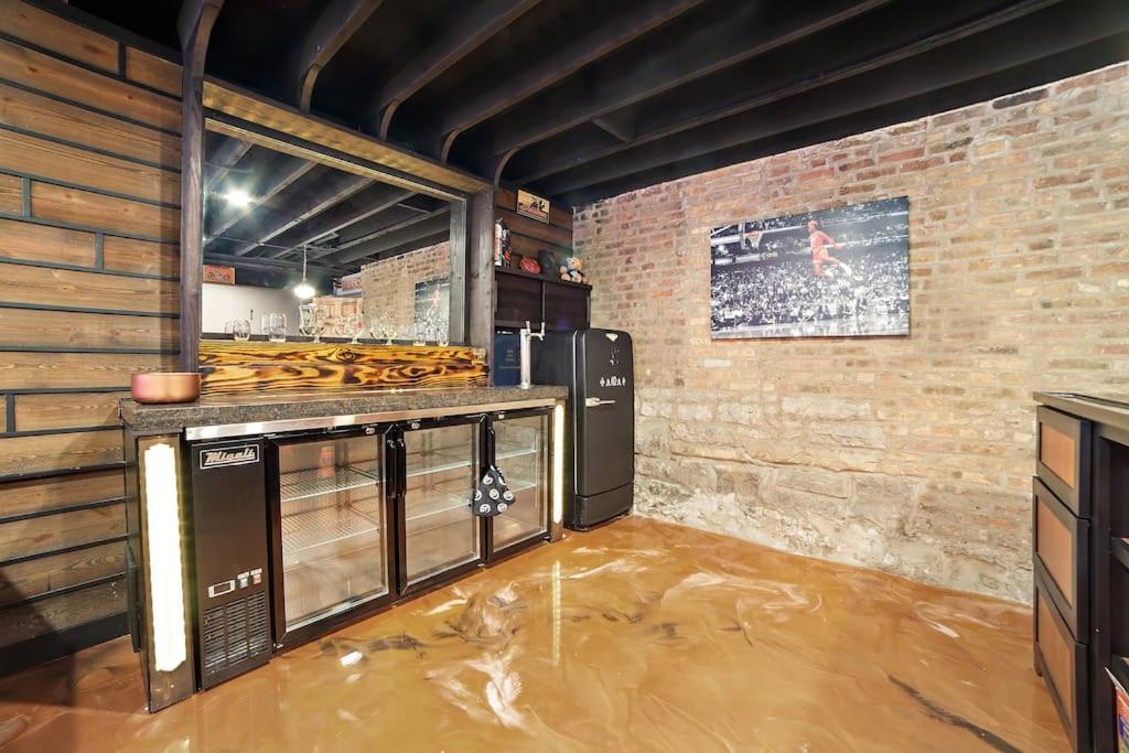 Chicago Mid-Century Gem Steps From United Center Villa Ngoại thất bức ảnh