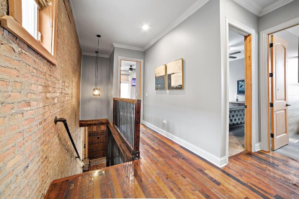 Chicago Mid-Century Gem Steps From United Center Villa Ngoại thất bức ảnh