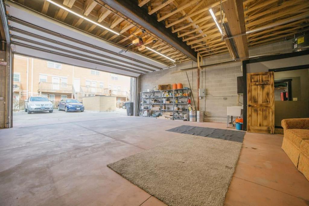 Chicago Mid-Century Gem Steps From United Center Villa Ngoại thất bức ảnh