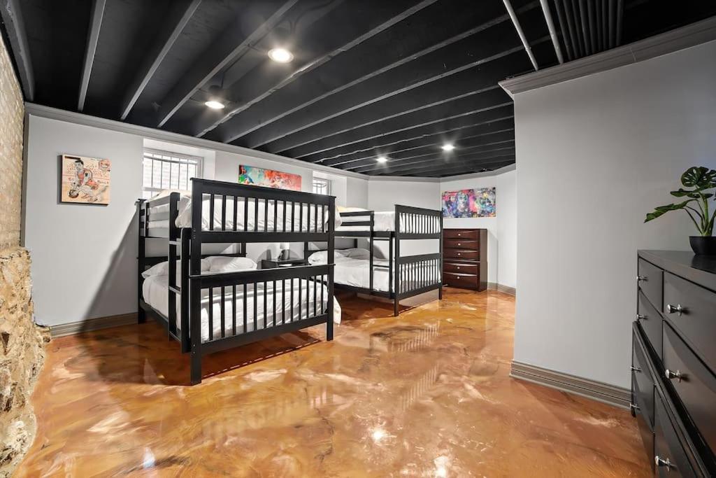 Chicago Mid-Century Gem Steps From United Center Villa Ngoại thất bức ảnh